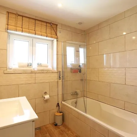 T3-house Of The Palm Tree * Назаре